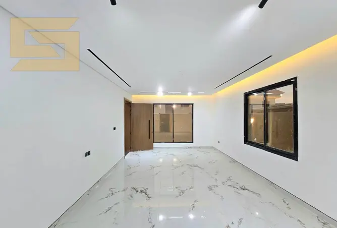 145975517 - Property Image 3
