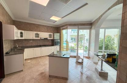 Villa - 5 Bedrooms - 5 Bathrooms for rent in Umm Suqeim 2 Villas - Umm Suqeim 2 - Umm Suqeim - Dubai Villa - 5 Bedrooms - 5 Bathrooms for rent in Umm Suqeim 2 Villas - Umm Suqeim 2 - Umm Suqeim - Dubai
