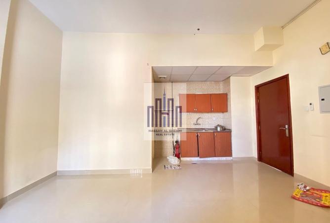 75032275 - Property Image 2