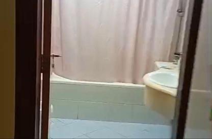 شقة - 2 غرف نوم - 2 حمامات للبيع في الخان - الشارقة