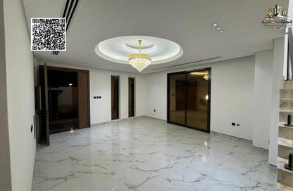 Villa - 4 - 6 for rent in Al Zaheya Gardens - Al Zahya - Ajman