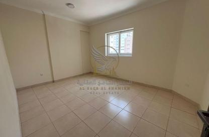 Apartment - 1 Bedroom - 1 Bathroom for rent in Al Qulaya'ah - Al Sharq - Sharjah