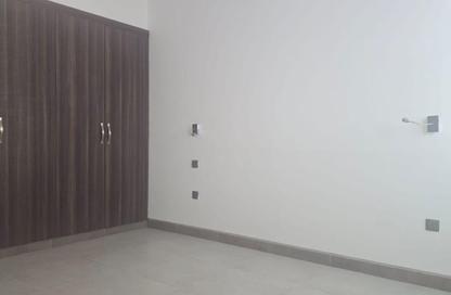 Apartment - 2 Bedrooms - 3 Bathrooms for rent in Rolla Square - Rolla Area - Sharjah