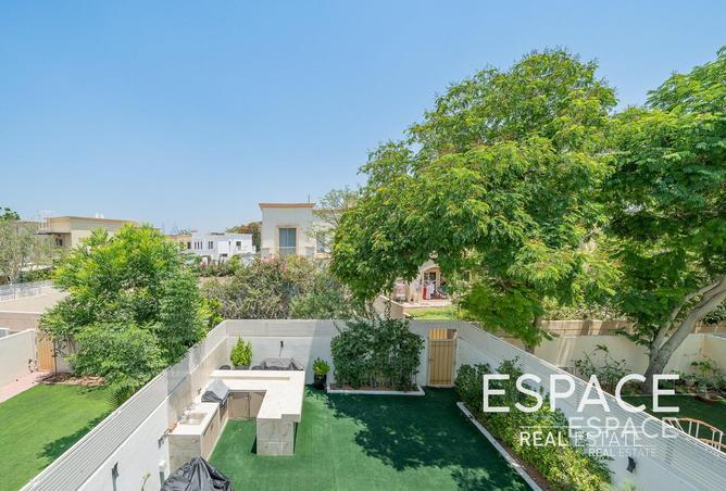 100827690 - Property Image 2