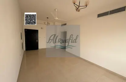 شقة - غرفة نوم - 2 حمامات للايجار في 3 المويهات - المويهات - عجمان شقة - غرفة نوم - 2 حمامات للايجار في 3 المويهات - المويهات - عجمان