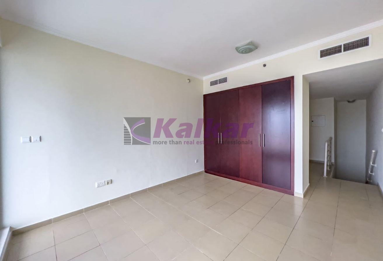 Higher floor / Duplex 1 Bedroom / Vaastu Complaint photo 5
