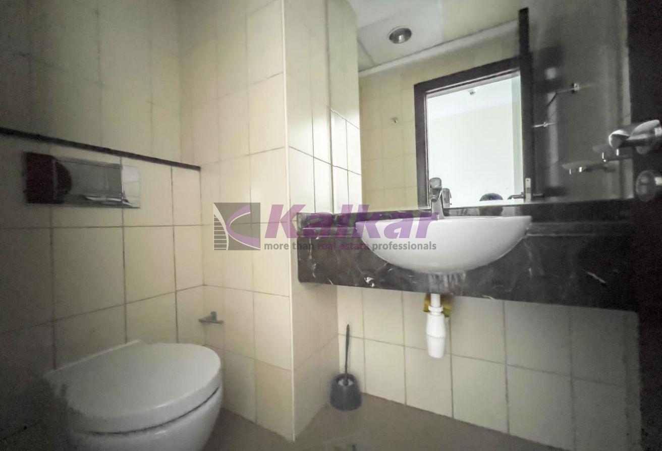 Higher floor / Duplex 1 Bedroom / Vaastu Complaint photo 16
