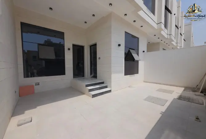 152355488 - Property Image 2