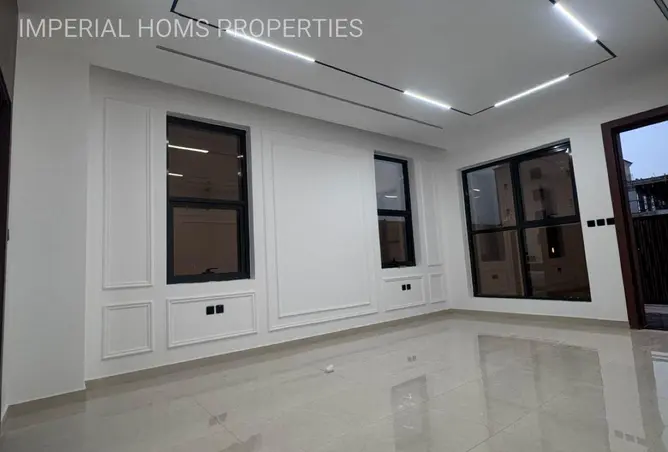 90935927 - Property Image 3