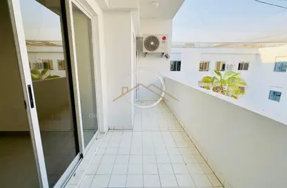 Apartment - 2 Bedrooms - 2 Bathrooms for rent in Dar Al Muraqqabat - Al Muraqqabat - Deira - Dubai Apartment - 2 Bedrooms - 2 Bathrooms for rent in Dar Al Muraqqabat - Al Muraqqabat - Deira - Dubai