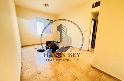 Apartment - 1 - 1 for rent in Fire Station Road - Muwaileh - Sharjah Apartment - 1 - 1 for rent in Fire Station Road - Muwaileh - Sharjah