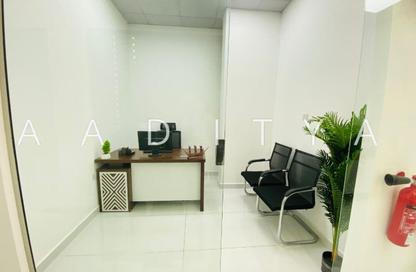 Office Space - Studio - 1 Bathroom for rent in Red Avenue - Al Garhoud - Dubai