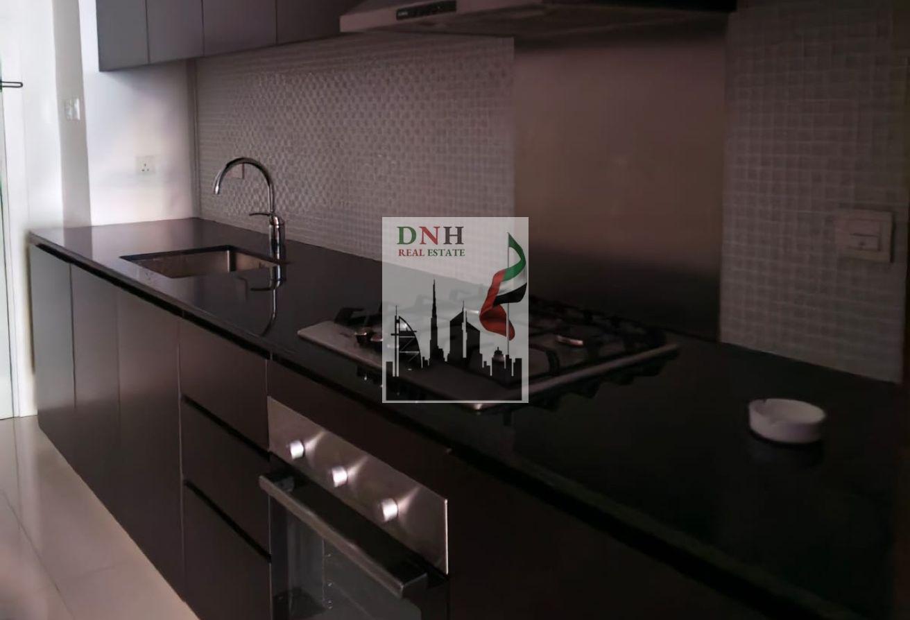 Studio Fully Furnished | Burj View | Prime Spot photo 8