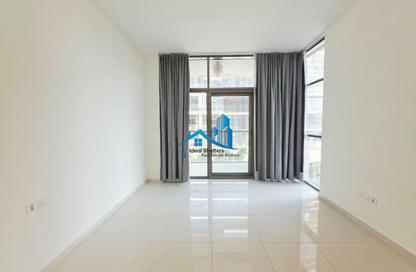 Apartment - Studio - 1 for rent in Golf Panorama B - Golf Panorama - Golf Town - Damac Hills - Dubai Apartment - Studio - 1 for rent in Golf Panorama B - Golf Panorama - Golf Town - Damac Hills - Dubai