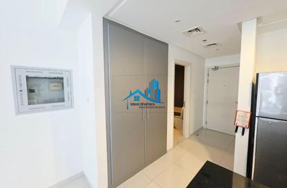 Apartment - Studio - 1 for rent in Golf Panorama B - Golf Panorama - Golf Town - Damac Hills - Dubai