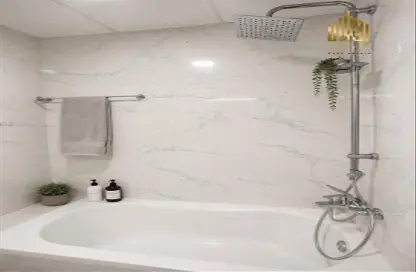 Apartment - 2 Bedrooms - 3 Bathrooms for sale in Oasis Tower - Al Rashidiya 1 - Al Rashidiya - Ajman