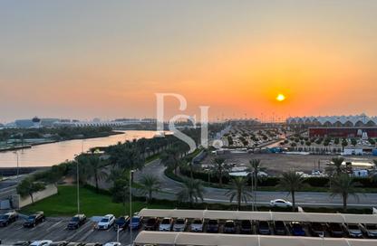 Apartment - Studio - 1 for sale in Waters Edge - Yas Island - Abu Dhabi