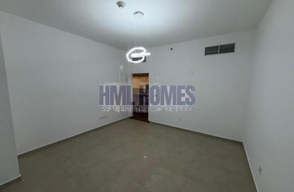 Apartment - Studio - 1 for rent in Sparkle Tower 2 - Sparkle Towers - Dubai Marina - Dubai