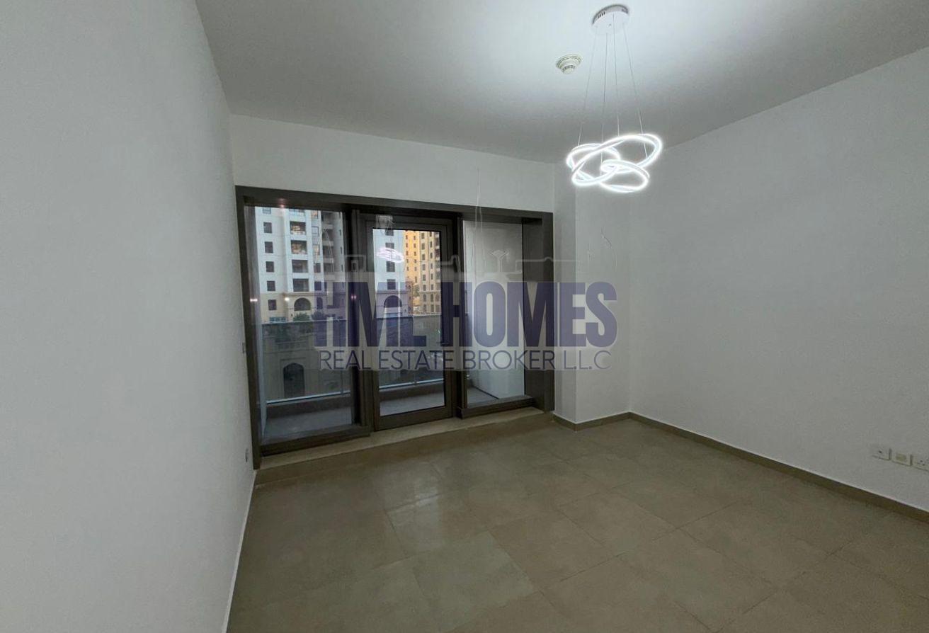 Beach Access | Modern Comfort | Vacant photo 2