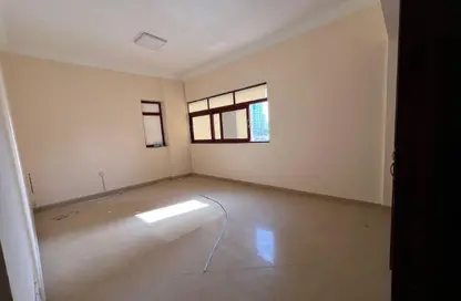 Apartment - 2 Bedrooms - 2 Bathrooms for rent in Al Khan Corniche - Al Khan - Sharjah