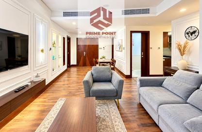 Apartment - 2 - 3 for rent in Jumeirah Living - Trade Centre Second - World Trade Center - Dubai