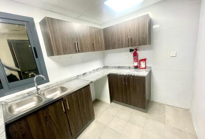 128360167 - Property Image 3