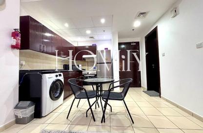 Apartment - 1 - 2 for rent in Autumn 2 - Autumn - Seasons Community - District 15 - Jumeirah Village Circle - Dubai Apartment - 1 - 2 for rent in Autumn 2 - Autumn - Seasons Community - District 15 - Jumeirah Village Circle - Dubai