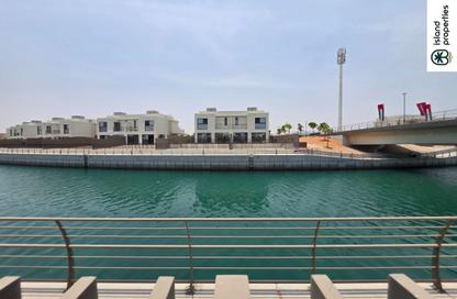 Villa - 2 Bedrooms - 4 Bathrooms for rent in Falcon Island North - Falcon Island - Al Hamra Village - Ras Al Khaimah