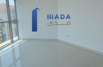 Apartment - 2 - 3 for rent in Muwaileh - Sharjah