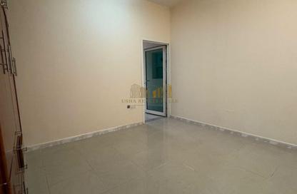Apartment - 2 - 2 for rent in Downtown Fujairah - Fujairah