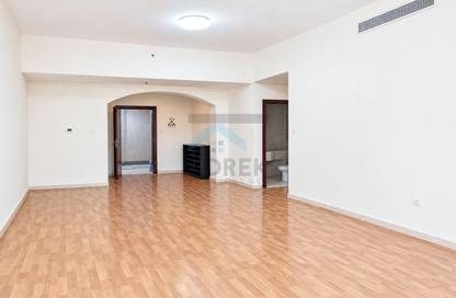 Apartment - 2 - 3 for sale in Olympic Park 2 - Olympic Park Towers - Dubai Sports City - Dubai