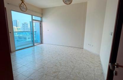 Apartment - 2 Bedrooms - 4 Bathrooms for rent in Al Dana Tower - Al Majaz 3 - Al Majaz - Sharjah Apartment - 2 Bedrooms - 4 Bathrooms for rent in Al Dana Tower - Al Majaz 3 - Al Majaz - Sharjah