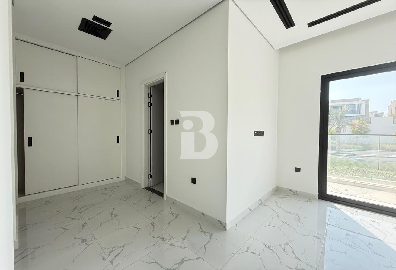 Corner 6 Bed Villa with Pool | Vastu | Basement photo 21