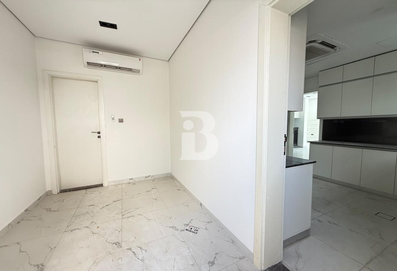Corner 6 Bed Villa with Pool | Vastu | Basement photo 23