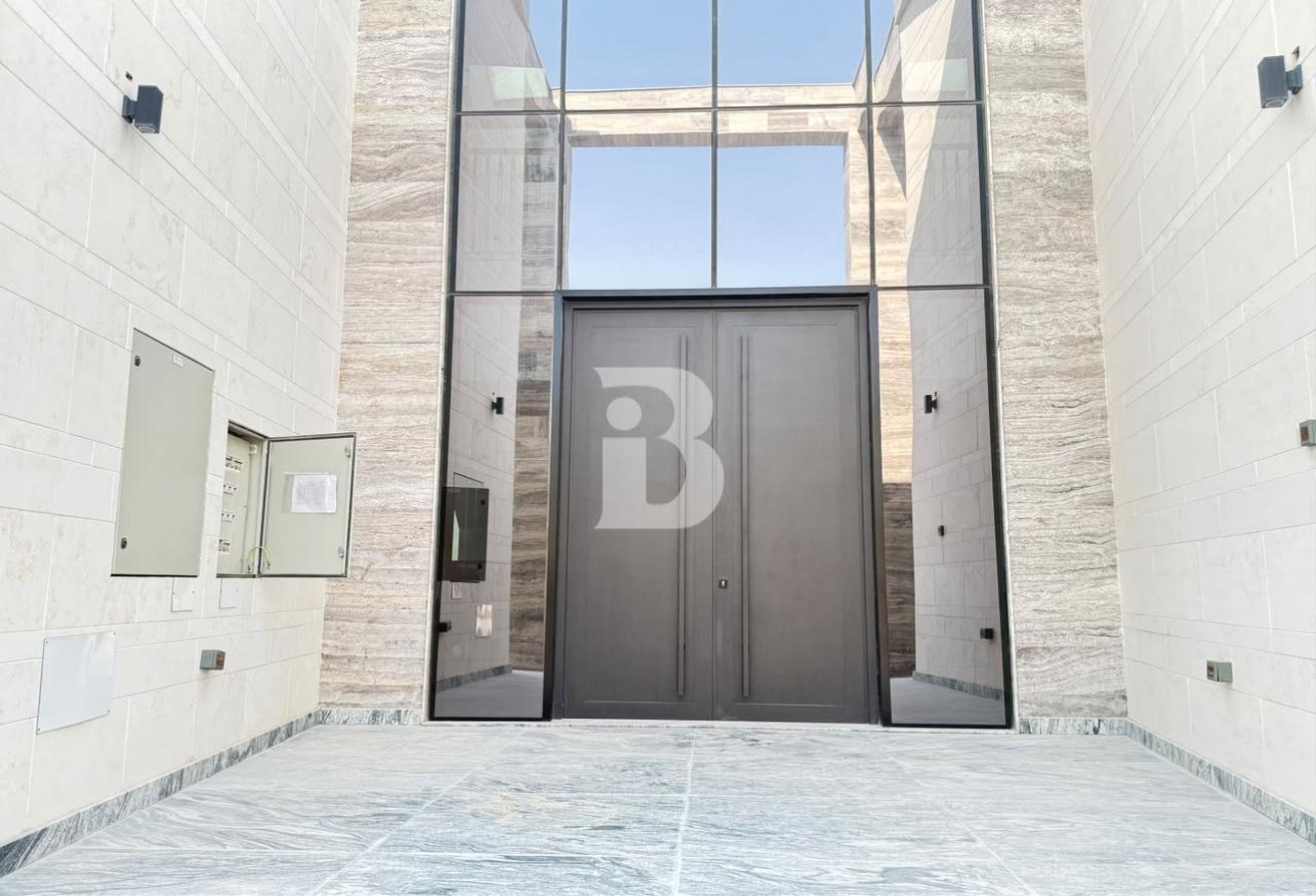 Corner 6 Bed Villa with Pool | Vastu | Basement photo 27