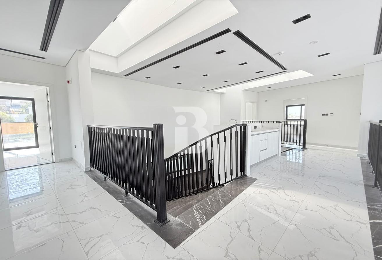 Corner 6 Bed Villa with Pool | Vastu | Basement photo 6