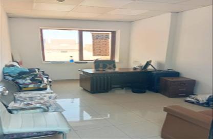 Office Space - Studio - 1 Bathroom for rent in Al Souk Al Kabeer - Bur Dubai - Dubai