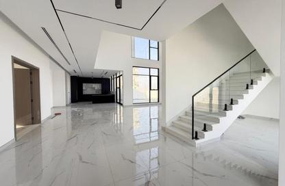 Villa - 5 Bedrooms - 6 Bathrooms for rent in Al Aweer 1 - Al Aweer - Dubai Villa - 5 Bedrooms - 6 Bathrooms for rent in Al Aweer 1 - Al Aweer - Dubai