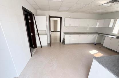 Townhouse - 3 Bedrooms - 5 Bathrooms for rent in Barashi - Al Badie - Sharjah