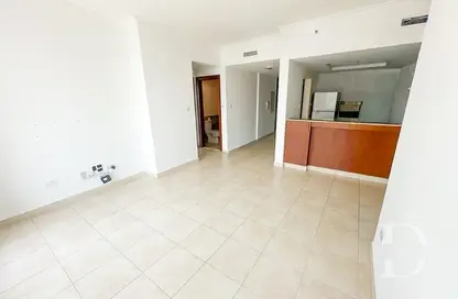 Apartment - 1 Bedroom - 2 Bathrooms for rent in The Fairways North - The Fairways - The Views - Dubai Apartment - 1 Bedroom - 2 Bathrooms for rent in The Fairways North - The Fairways - The Views - Dubai