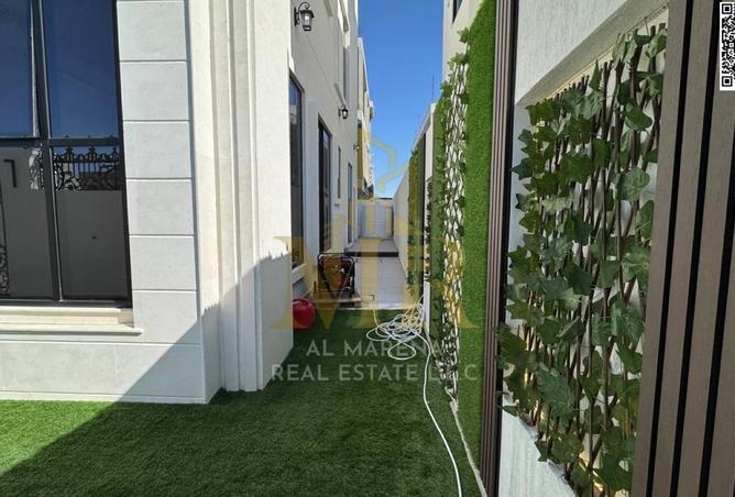 56158372 - Property Image 2