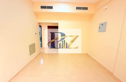 Apartment - 1 - 1 for rent in Fire Station Road - Muwaileh - Sharjah Apartment - 1 - 1 for rent in Fire Station Road - Muwaileh - Sharjah