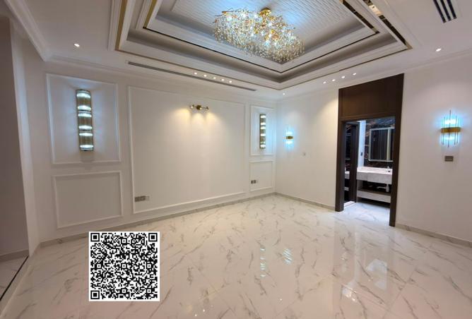 121111486 - Property Image 3