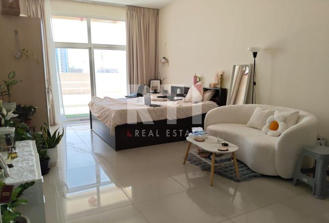 110033001 - Property Main Image