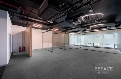 مكتب - استوديو - 1 حمام للايجار في برج بايناري - الخليج التجاري - دبي