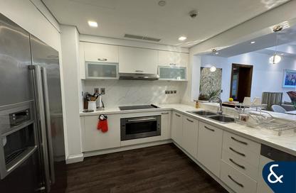 Apartment - 2 Bedrooms - 3 Bathrooms for rent in Marina Residences 6 - Marina Residences - Palm Jumeirah - Dubai