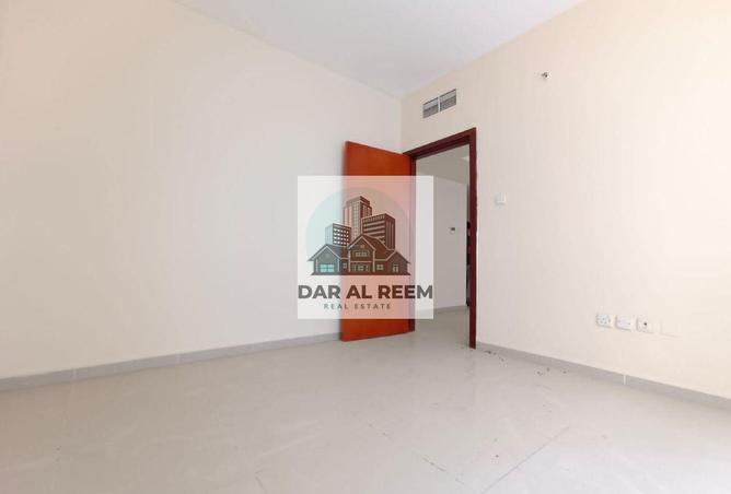 122900442 - Property Image 3