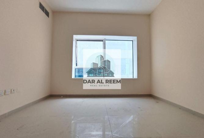 122900442 - Property Image 2