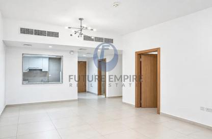 Apartment - 3 Bedrooms - 4 Bathrooms for rent in Al Nasr Square - Oud Metha - Bur Dubai - Dubai