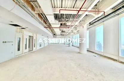 مكتب - استوديو - 5 حمامات للايجار في بوابة الخليج - الخليج التجاري - دبي